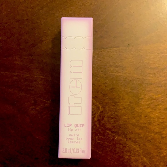 TikTok Addison Rae Item - Picture 2 of 3